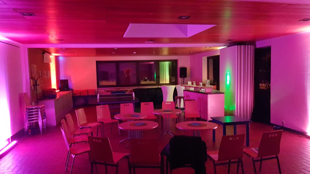 Atmosphärische Stimmung im Bibelstammtisch
